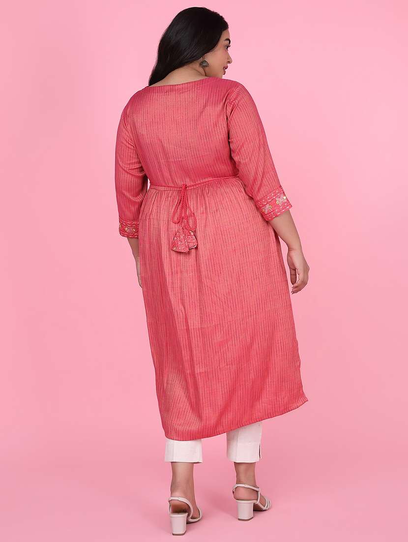 women three quarter sleeve a-line kurta - 21463704 -  Standard Image - 3