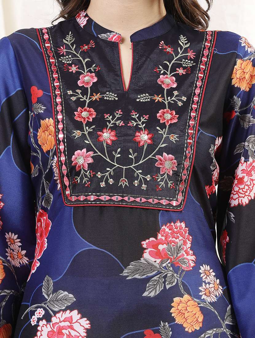 women mandarin neck floral printed straight kurta - 21468488 -  Standard Image - 3