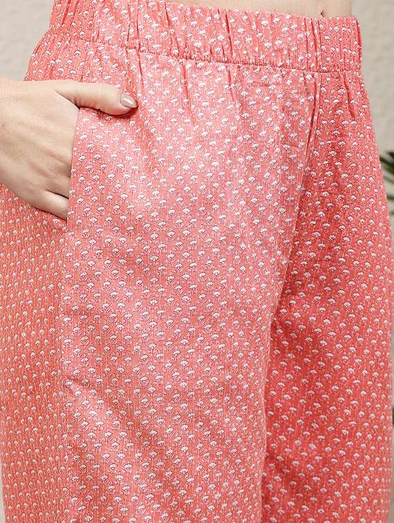 women peach printed kurta palazzo set - 21468559 -  Standard Image - 5