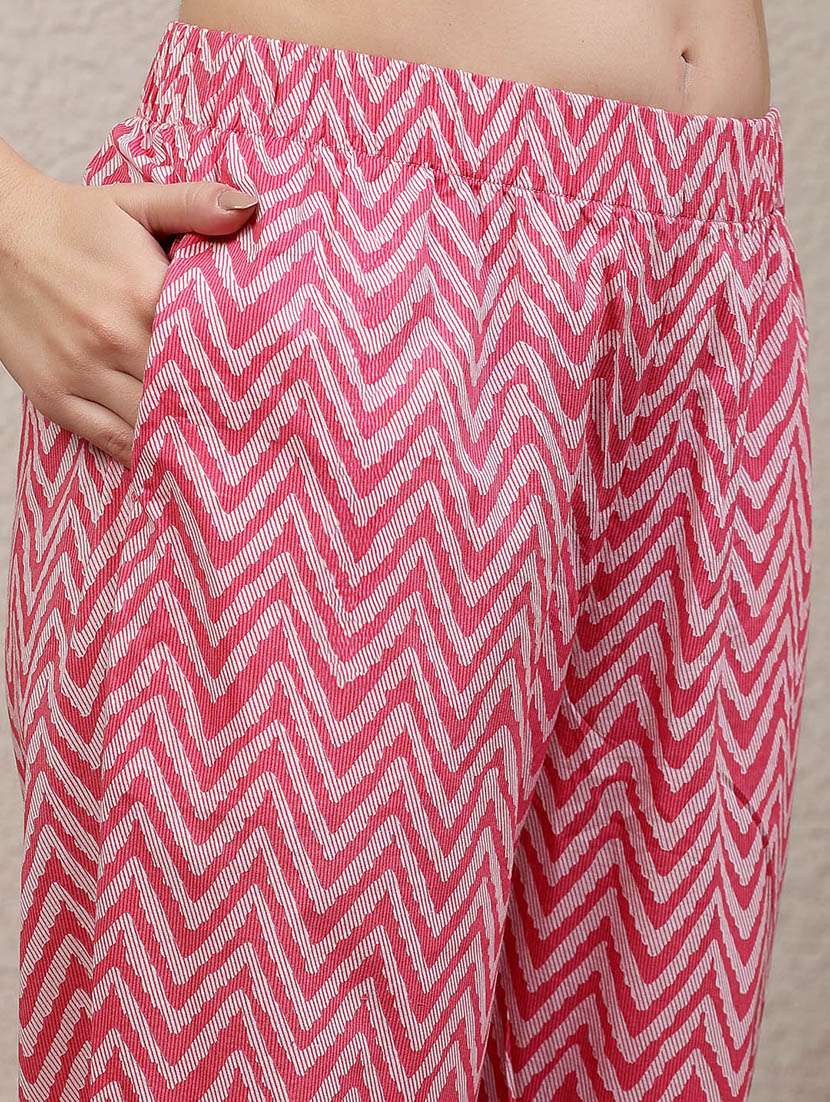 women pink printed kurta palazzo set - 21468567 -  Standard Image - 5