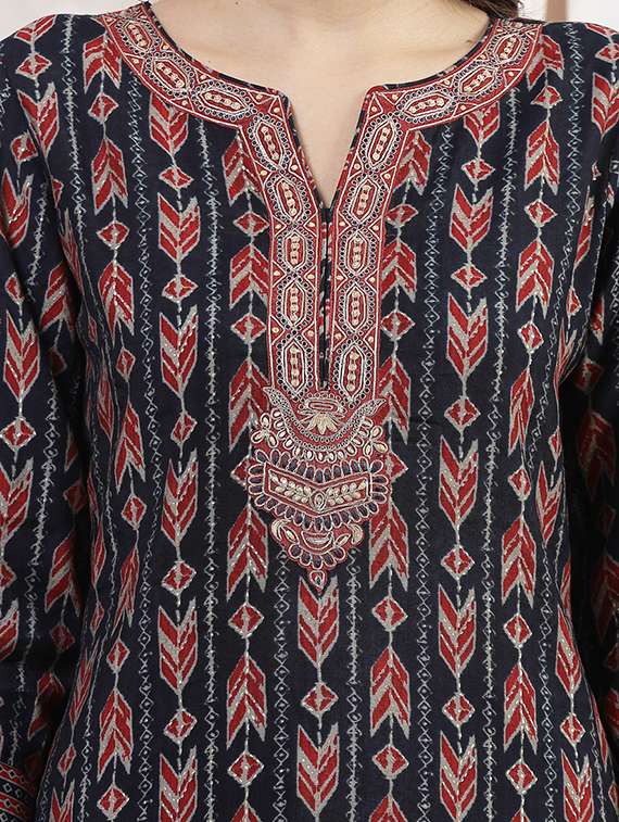 women navy blue kurta palazzo set  - 21468574 -  Standard Image - 5