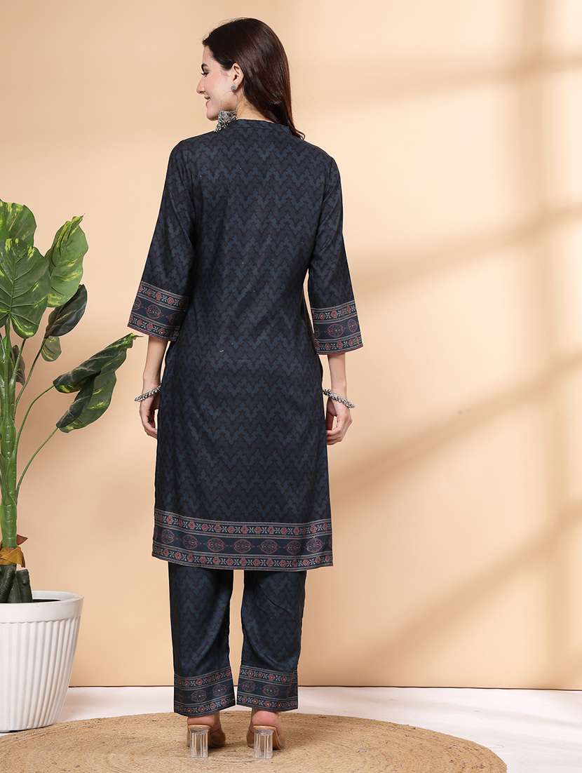 women navy blue kurta palazzo set  - 21468581 -  Standard Image - 3