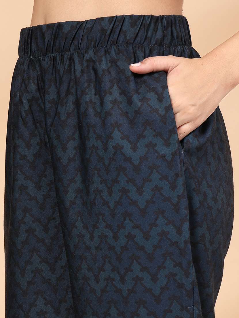 women navy blue kurta palazzo set  - 21468581 -  Standard Image - 5