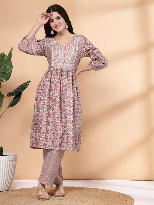 women peach kurta palazzo set  - 21468598 -  Standard Image - 0