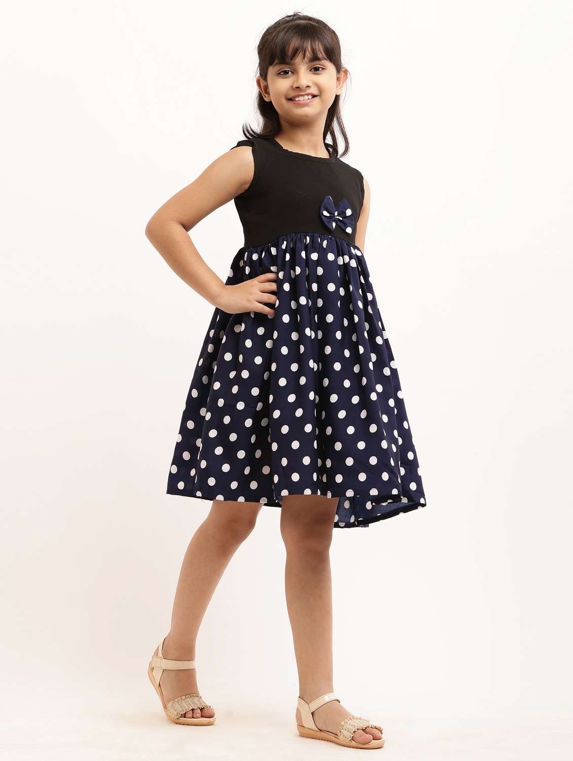 girl printed sleevless crepe frock - 21481076 - Standard Image - 3