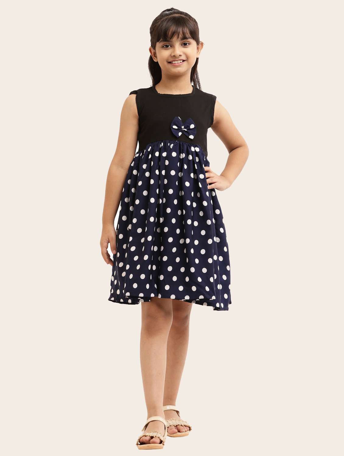 girl printed sleevless crepe frock - 21481076 - Standard Image - 5