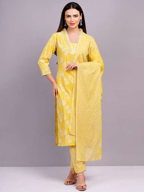 women floral printed three quarter sleeves suit set - 21481186 - Standard Image - 0