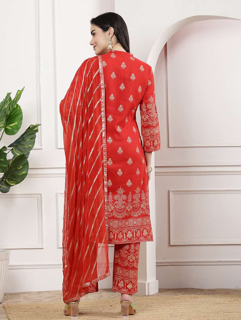 women three quarter sleeve kurta pant with dupatta set - 21482533 -  Standard Image - 3