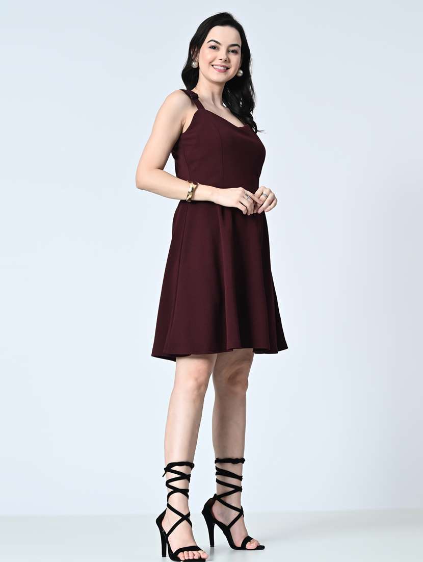women sleeveless solid fit & flare dress - 21483197 - Standard Image - 3