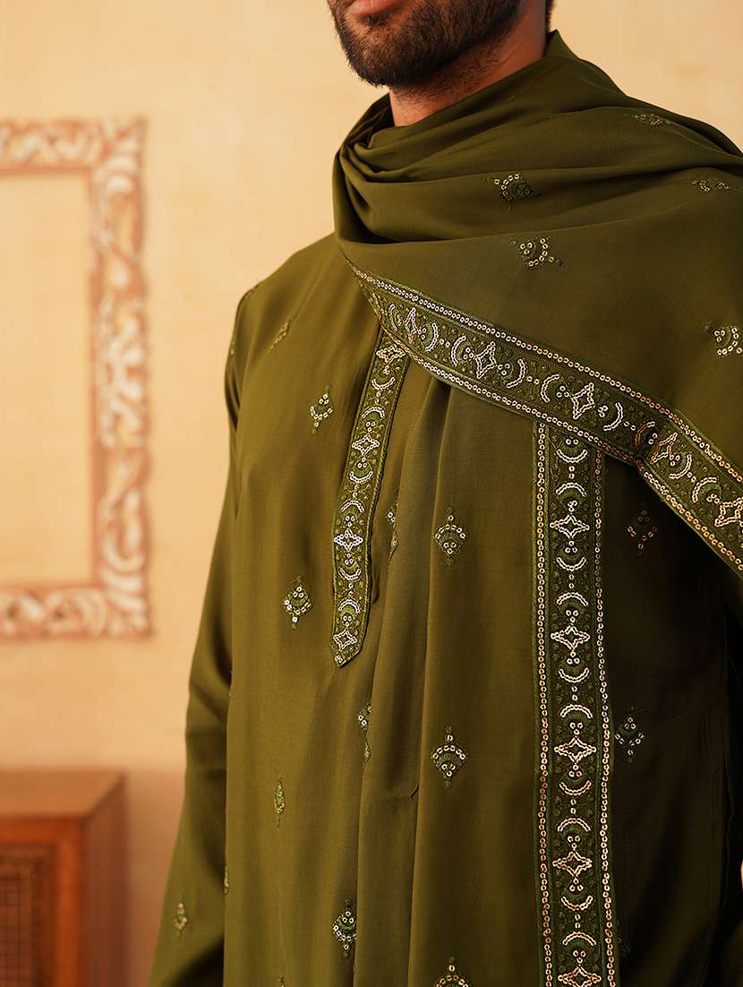 men embroidered kurta pyjama ethnic wear set - 21484718 - Standard Image - 5