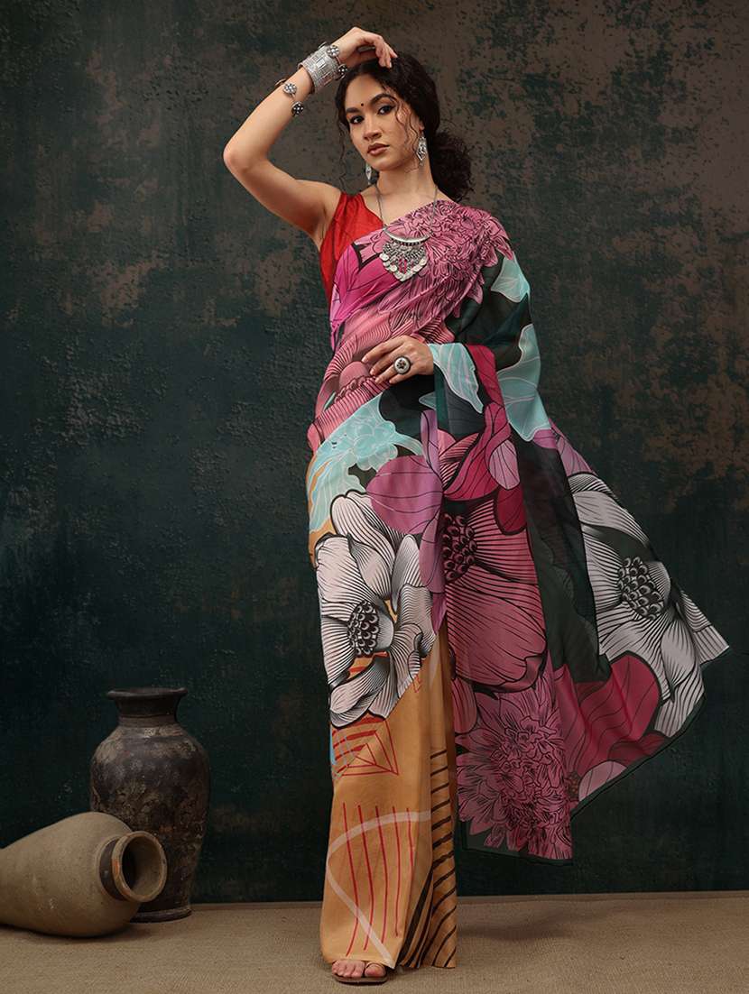 women floral printed saree