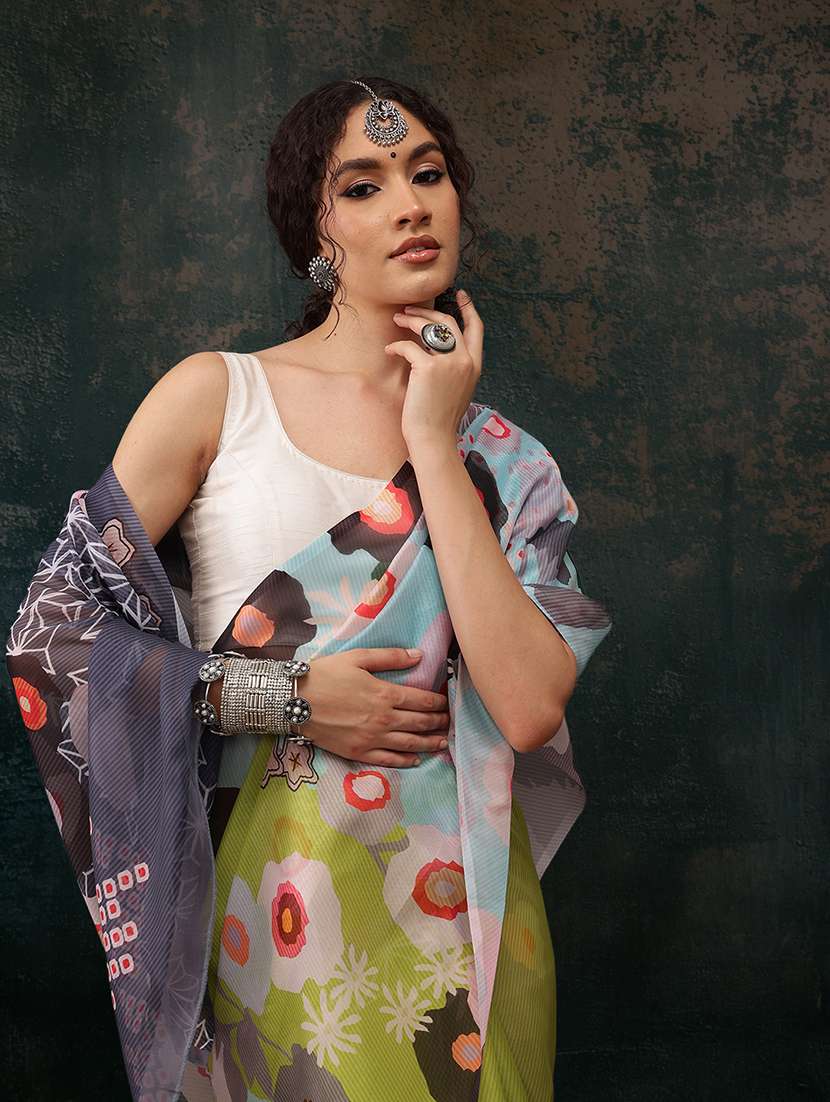 women floral printed saree - 21485500 -  Standard Image - 3