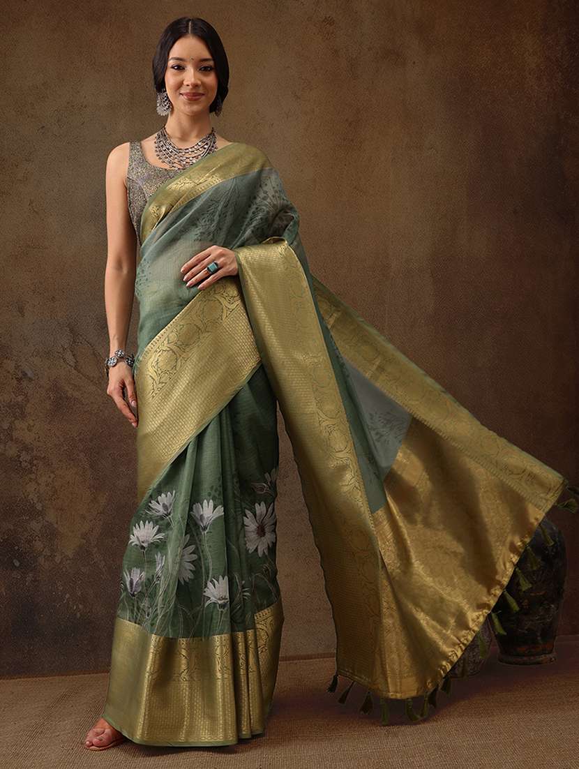 women self design banarasi saree