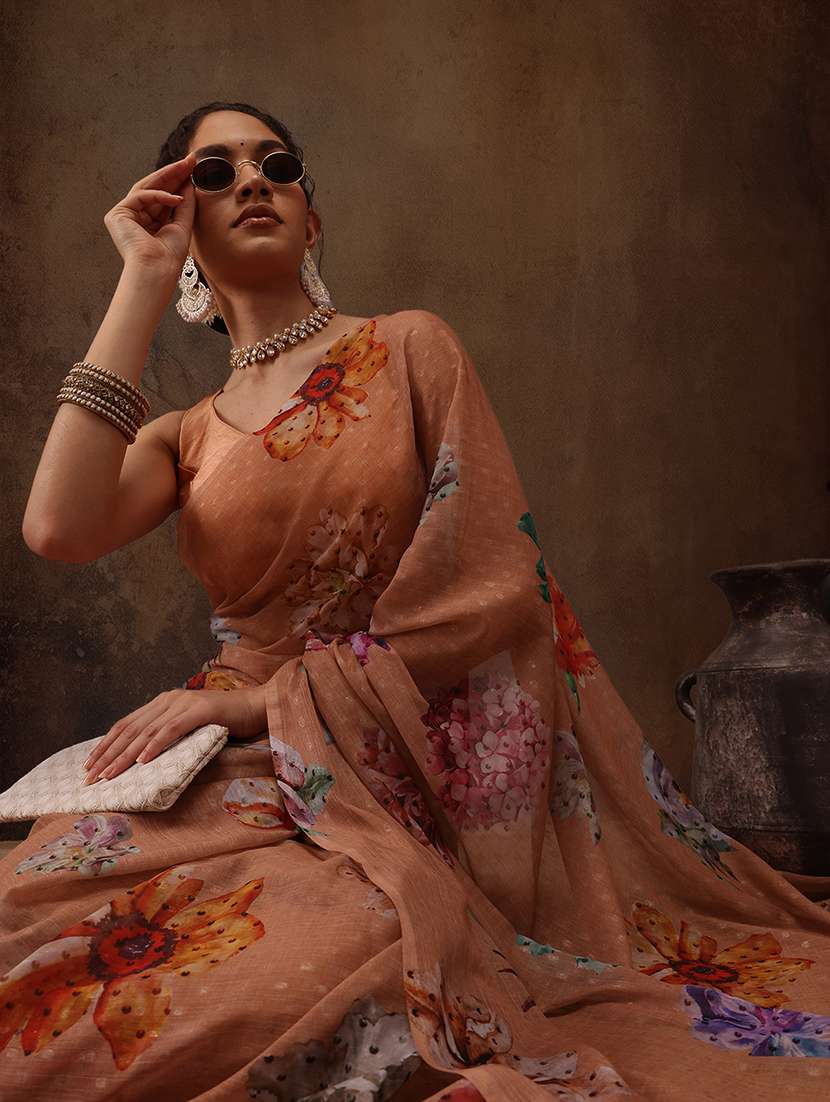 women printed casual saree with blouse  - 21485865 -  Standard Image - 3