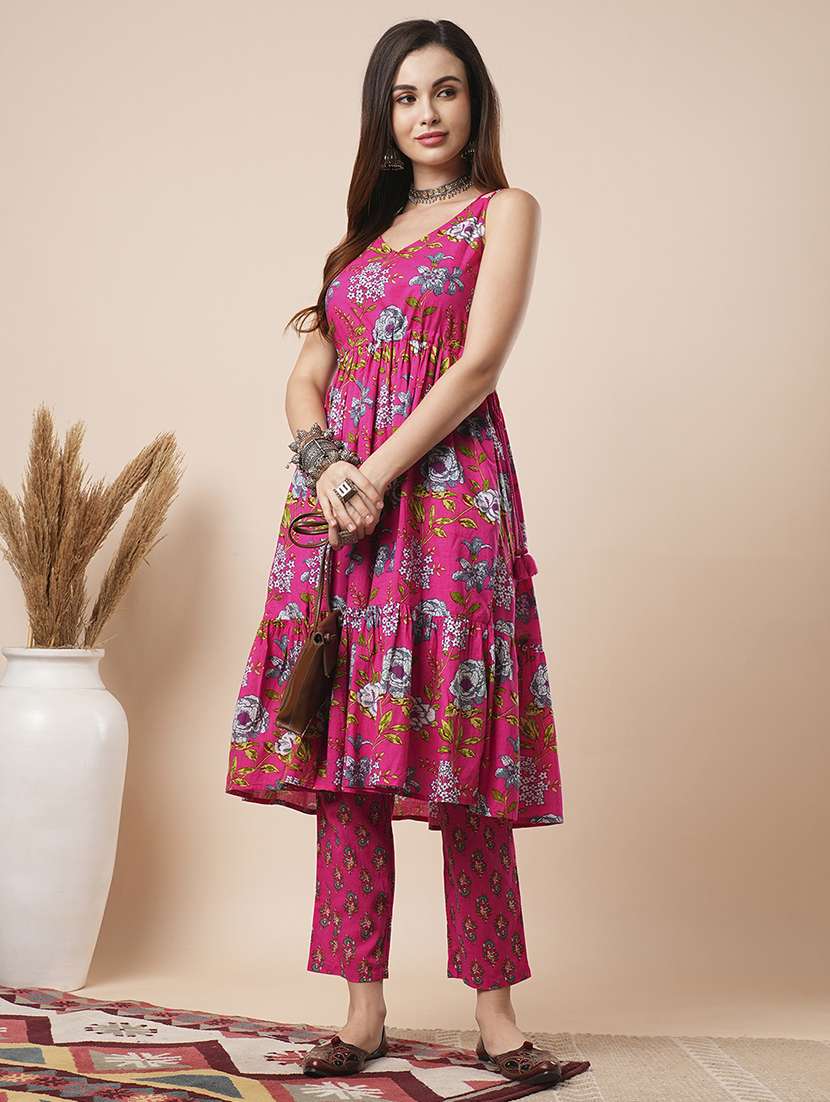 women's pink v-neck shoulder straps floral print tasselled drawstring waist tiered a-line fusion kurta with pants