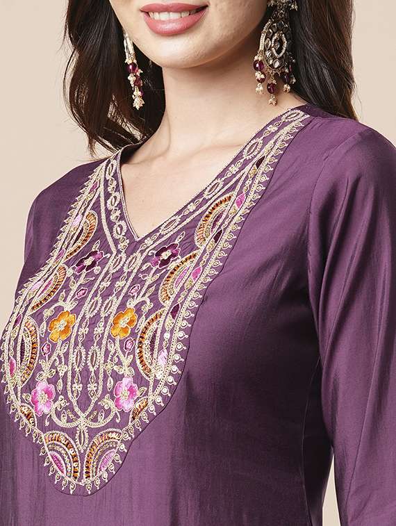 women's purple sequinned & floral embroidered v-neck straight festive kurta with afghani pants & dupatta - 21486220 -  Standard Image - 3
