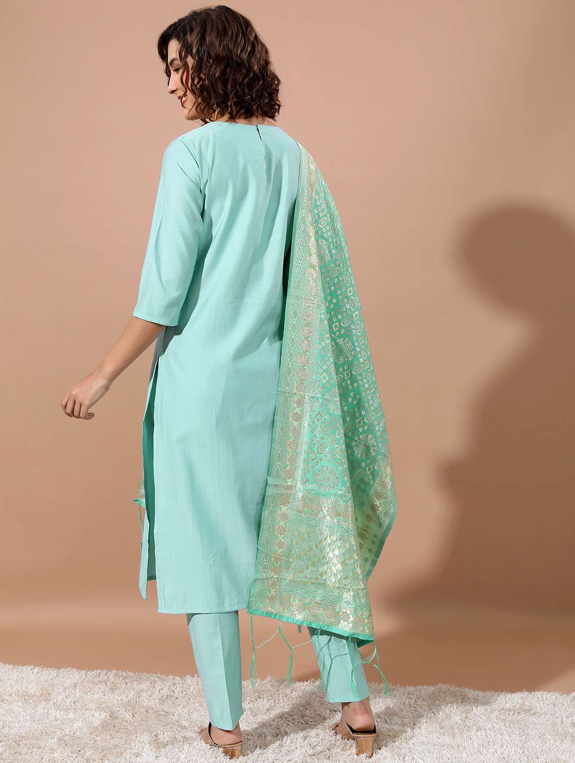 women three quarter sleeve kurta pant with dupatta set - 21486411 -  Standard Image - 3