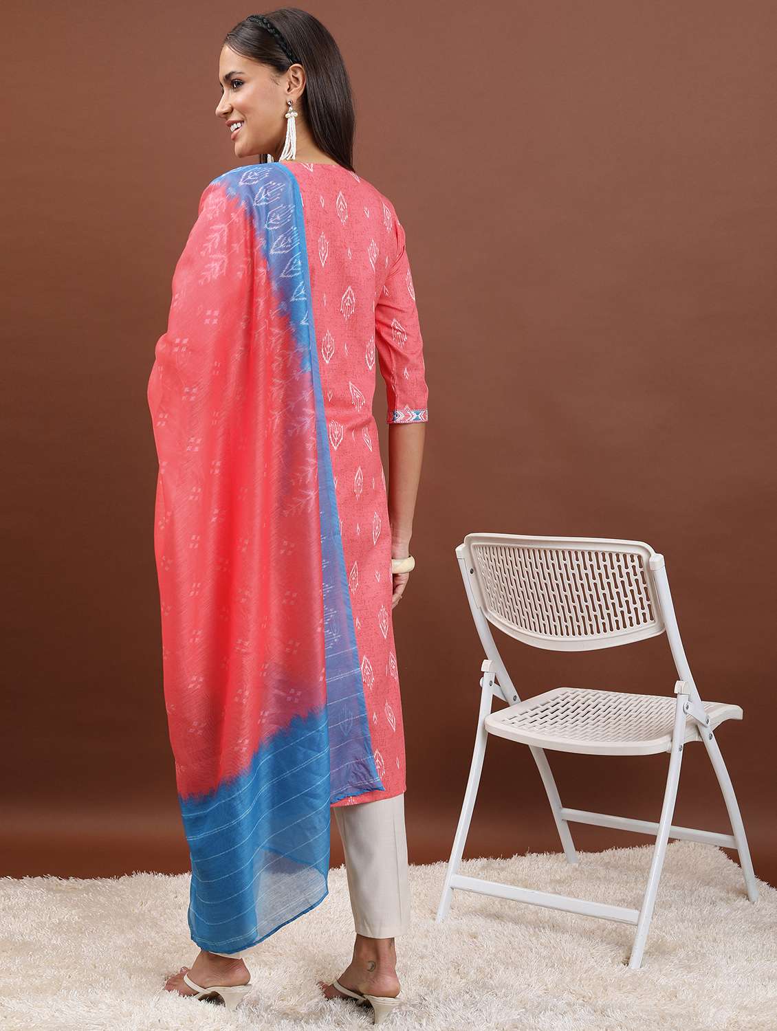 women printed kurta pant set with dupatta - 21486445 -  Standard Image - 3