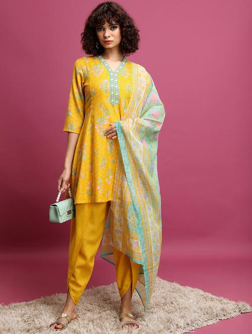 women floral dhoti kurta set with dupatta - 21486459 -  Standard Image - 0