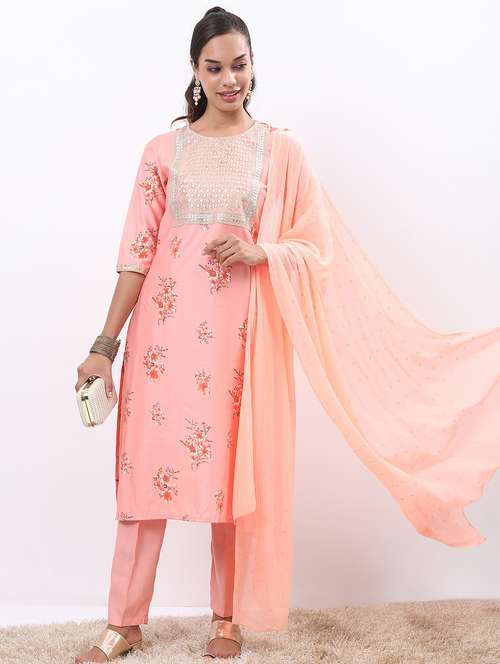 women floral kurta pant set with dupatta - 21486544 -  Standard Image - 0