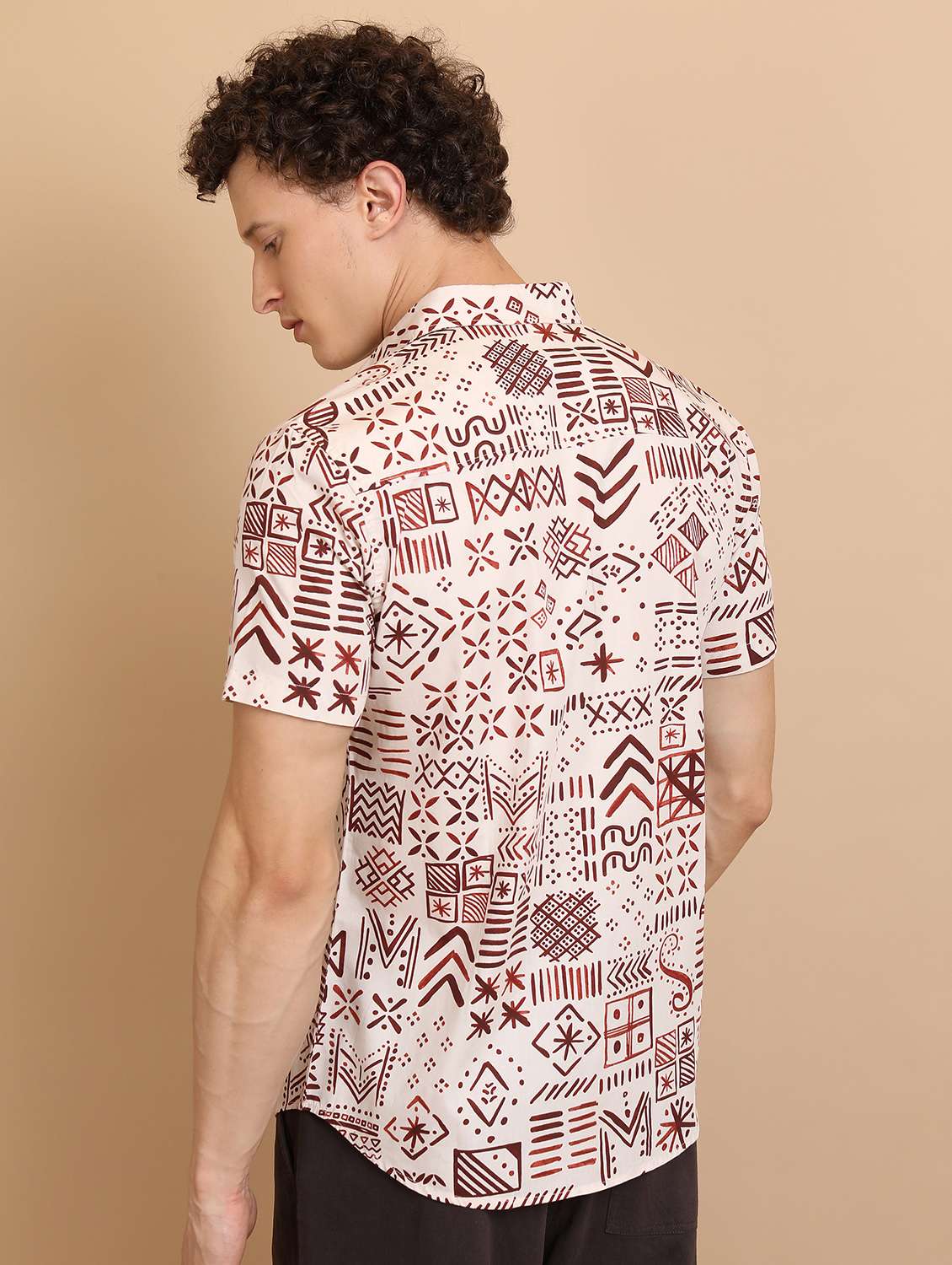 men collared printed casual shirt - 21486716 -  Standard Image - 3