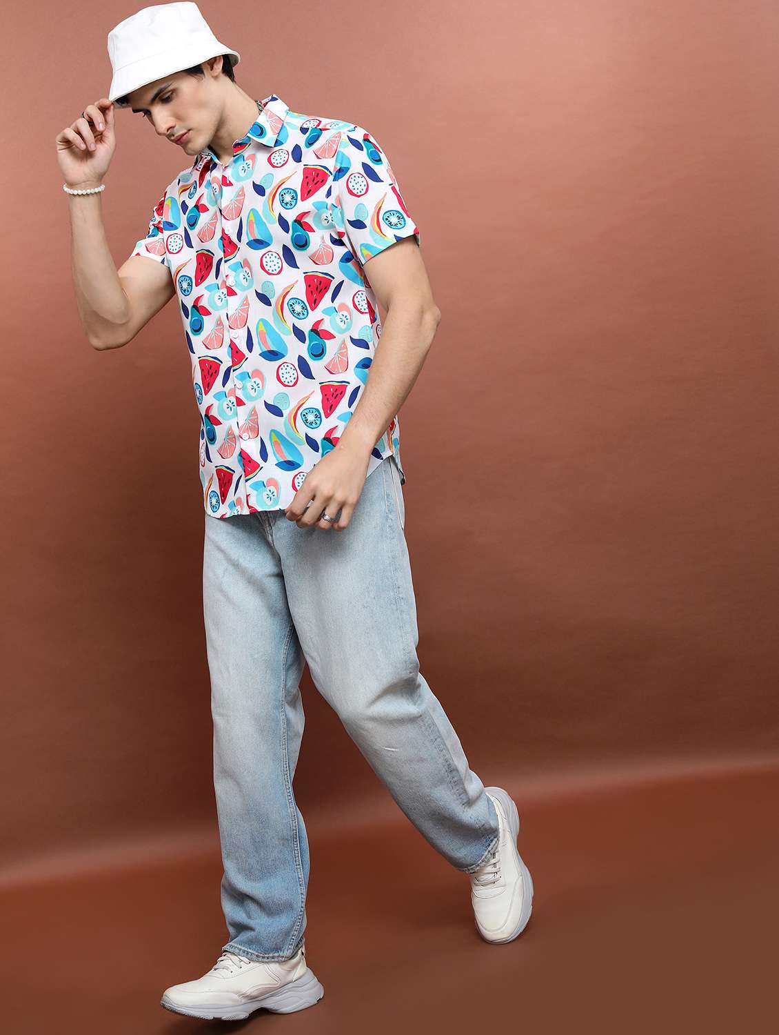 men collared printed casual shirt - 21486773 - Standard Image - 3