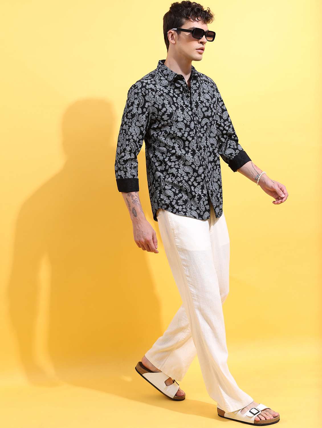 men collared printed casual shirt - 21486825 -  Standard Image - 3