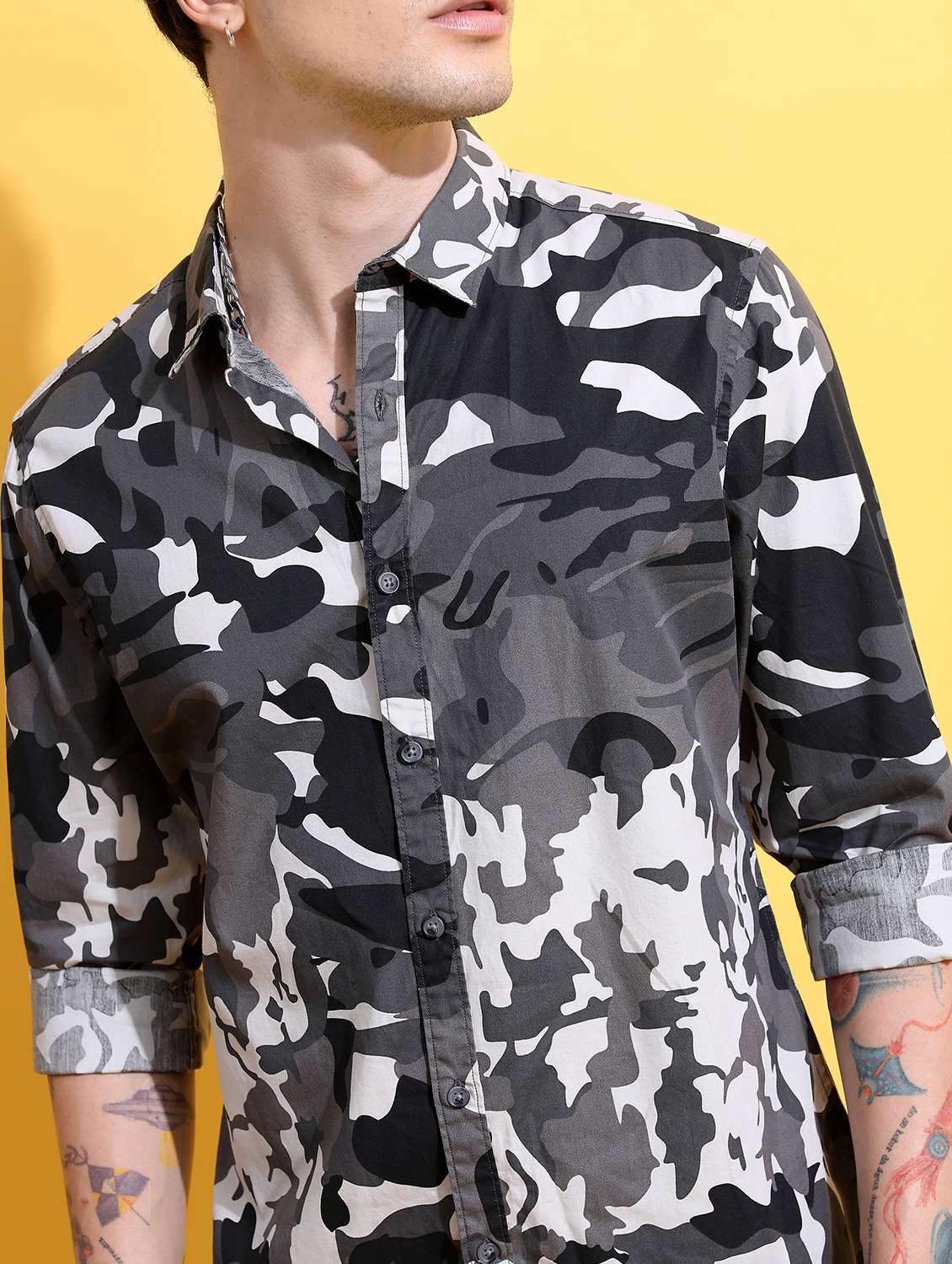 men collared camouflage printed casual shirt - 21486832 -  Standard Image - 5