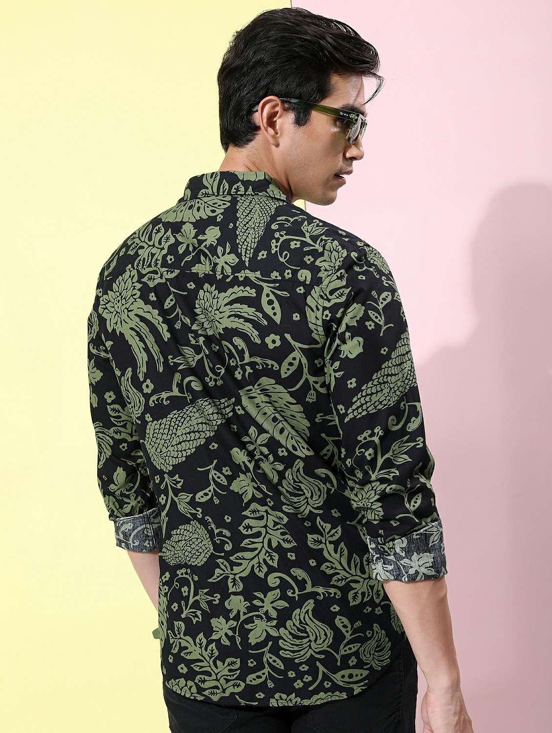 men collared printed casual shirt - 21486864 - Standard Image - 3