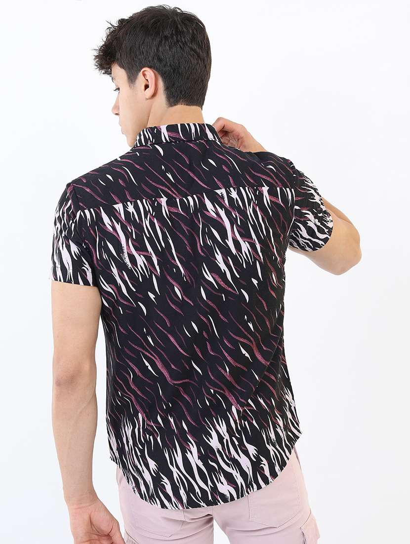 men printed collared casual shirt - 21487018 -  Standard Image - 3