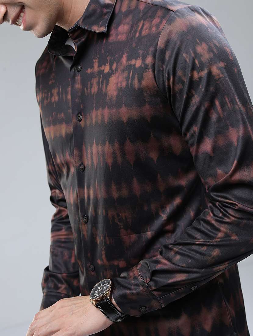 men printed collared casual shirt - 21487038 - Standard Image - 5