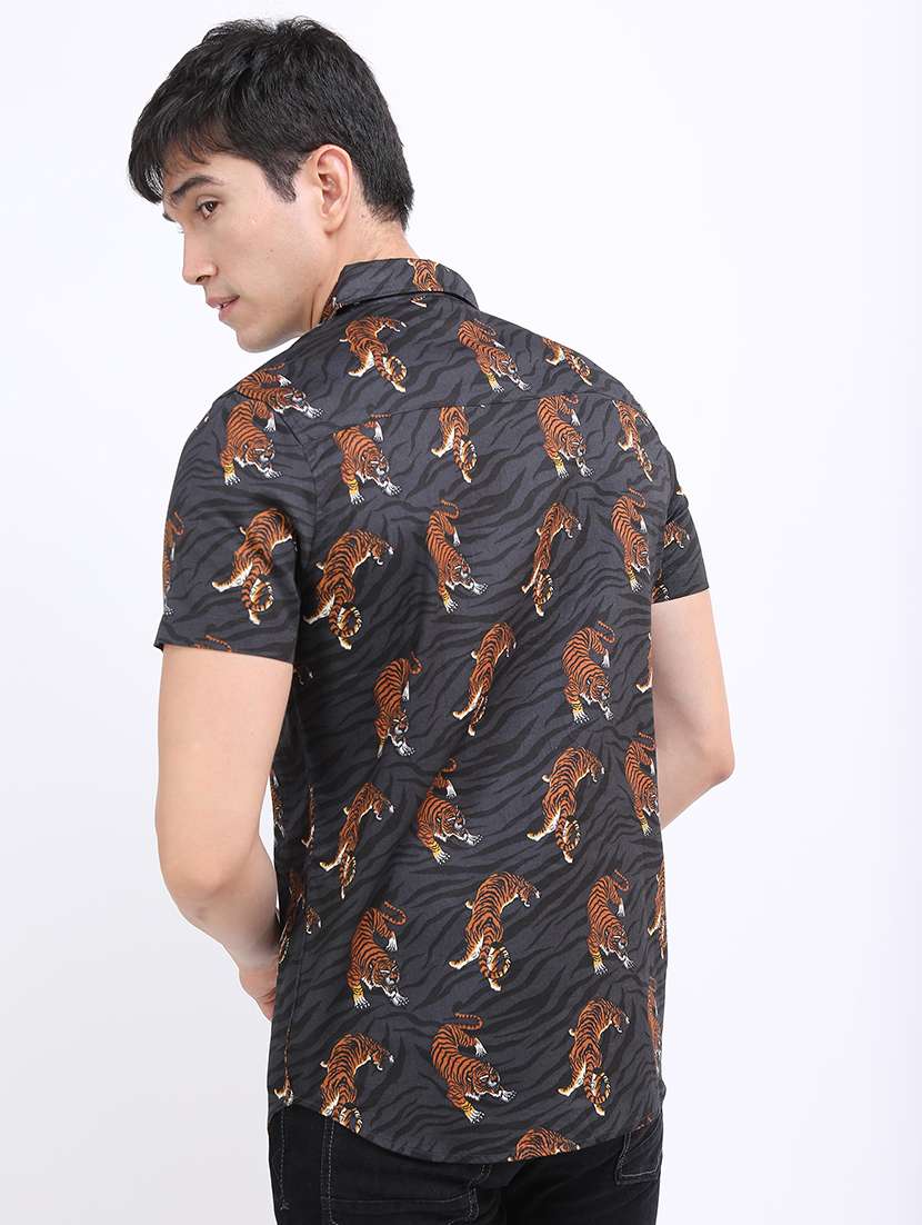 men printed collared casual shirt - 21487059 -  Standard Image - 3