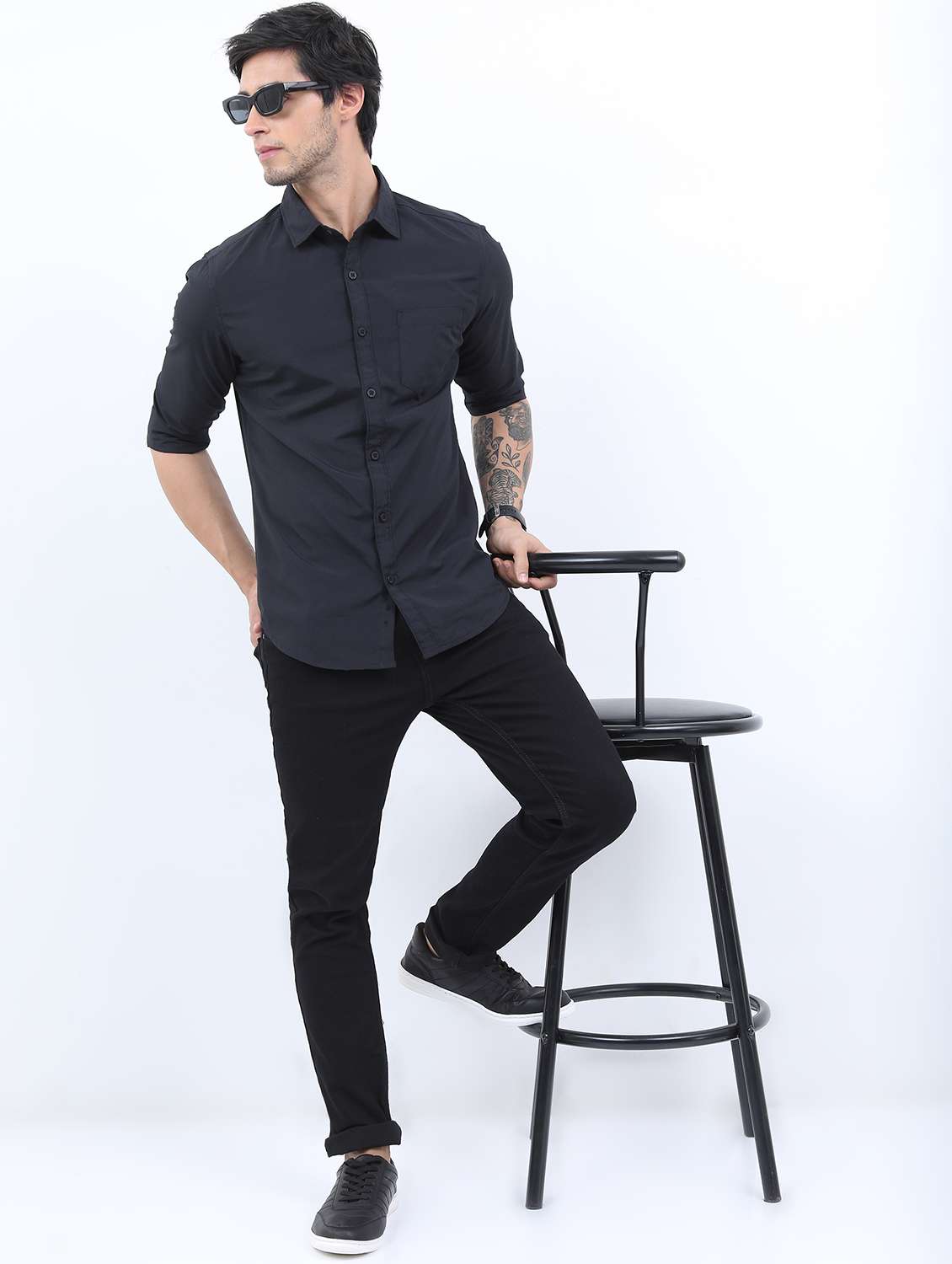 men solid collared casual wear shirt - 21487089 -  Standard Image - 3