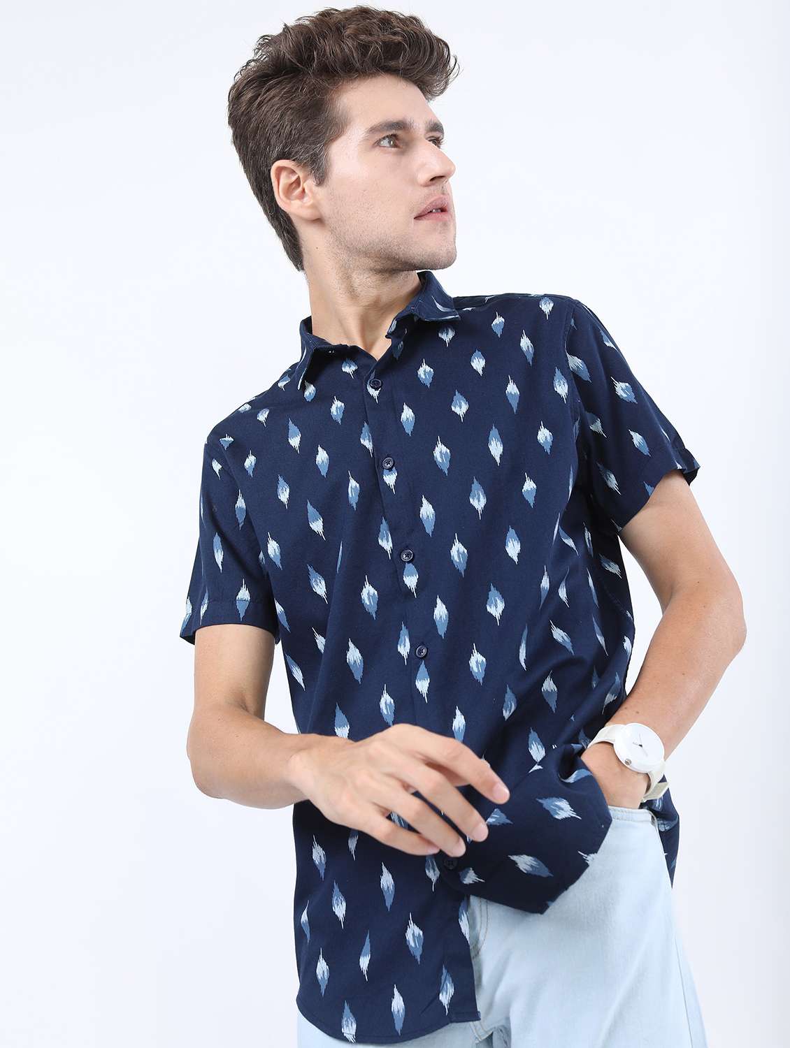 men collared printed casual shirt
