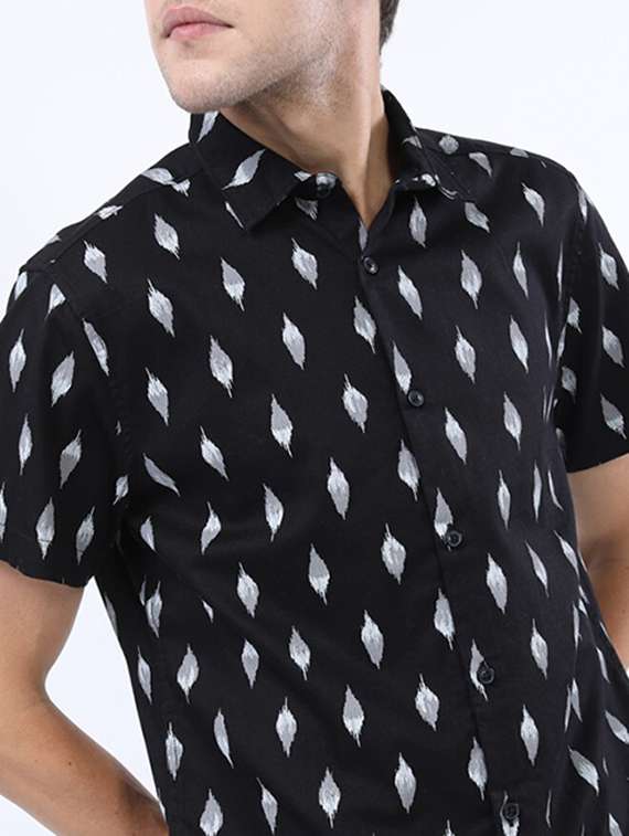 men collared printed casual shirt - 21487146 -  Standard Image - 5