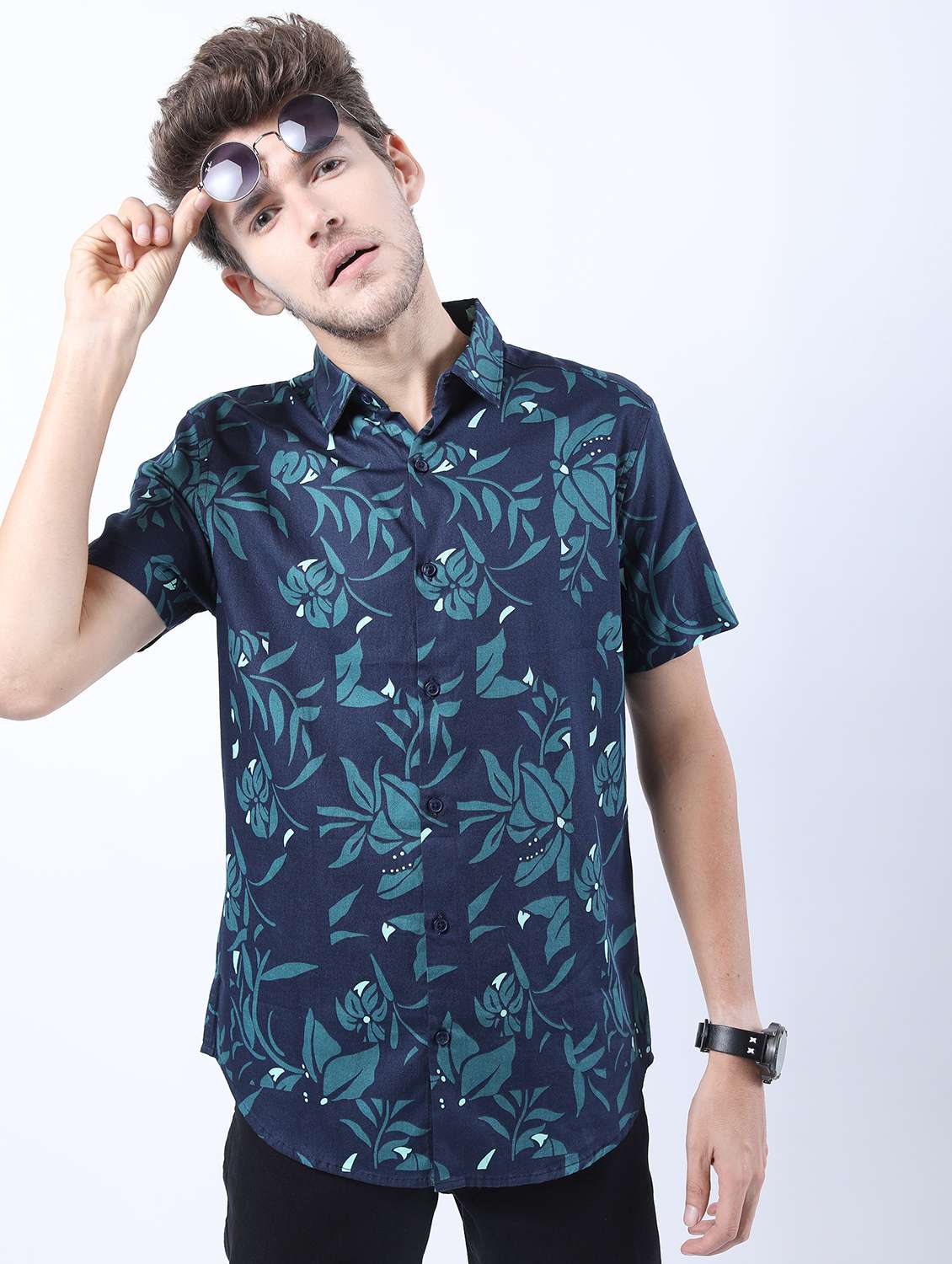 men short sleeved printed casual shirt