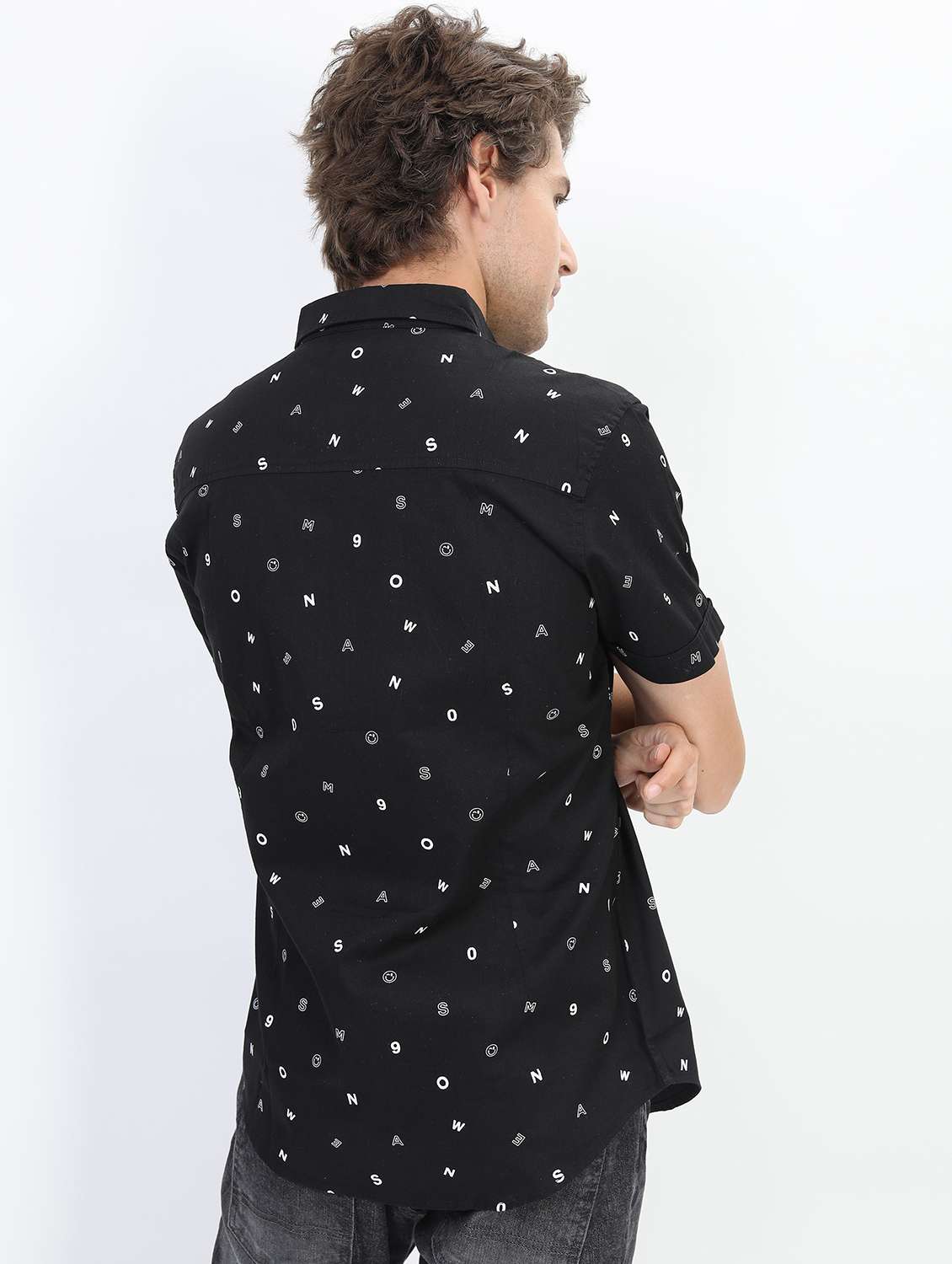 men collared short sleeves casual shirt - 21487181 -  Standard Image - 3