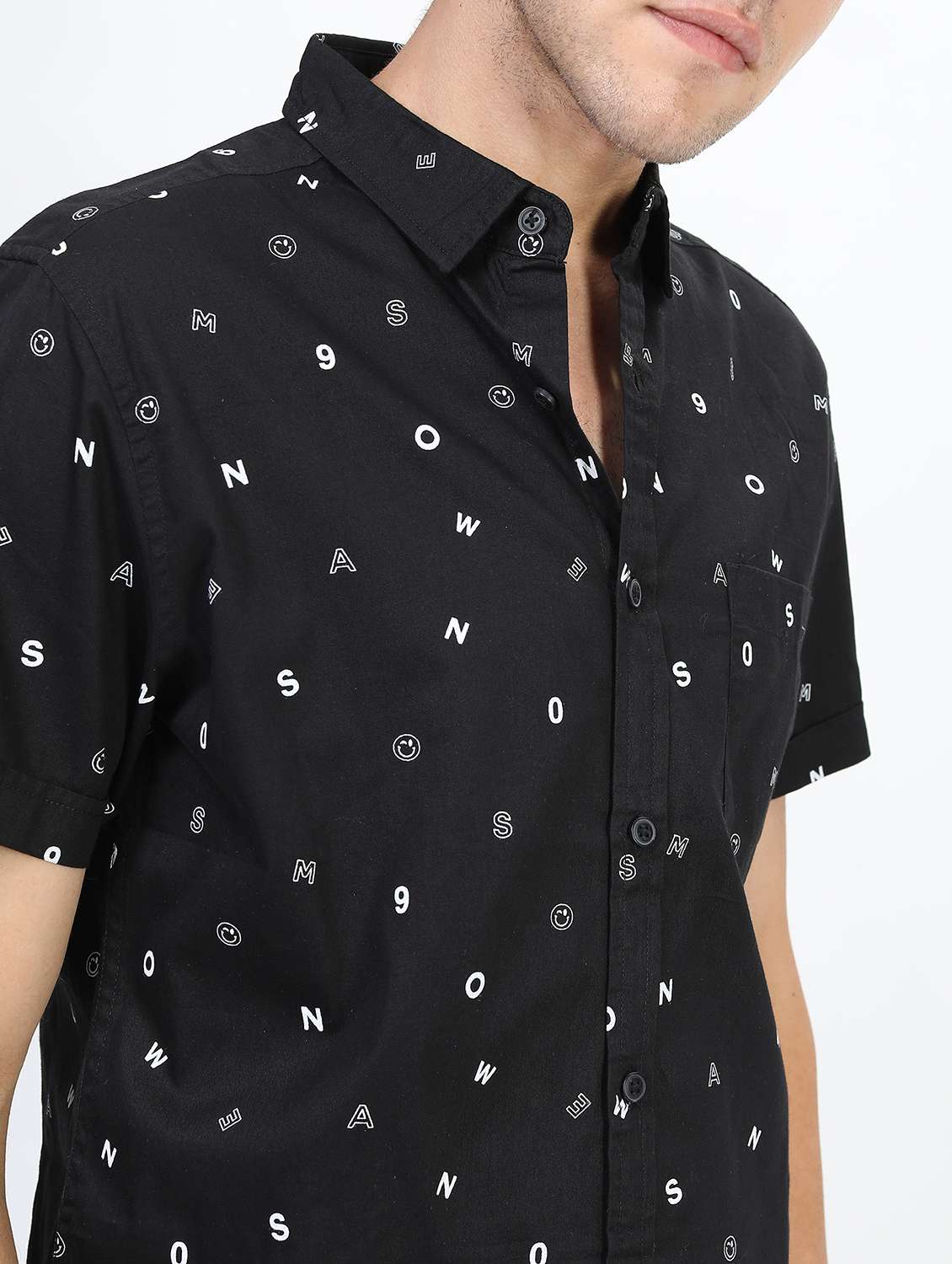 men collared short sleeves casual shirt - 21487181 -  Standard Image - 5