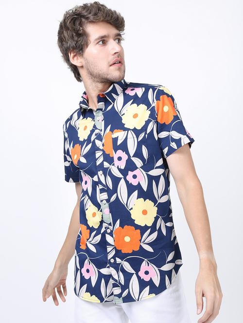men collared short sleeves casual shirt - 21487291 - Standard Image - 0