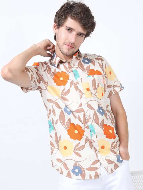 men collared short sleeves casual shirt - 21487293 -  Standard Image - 0