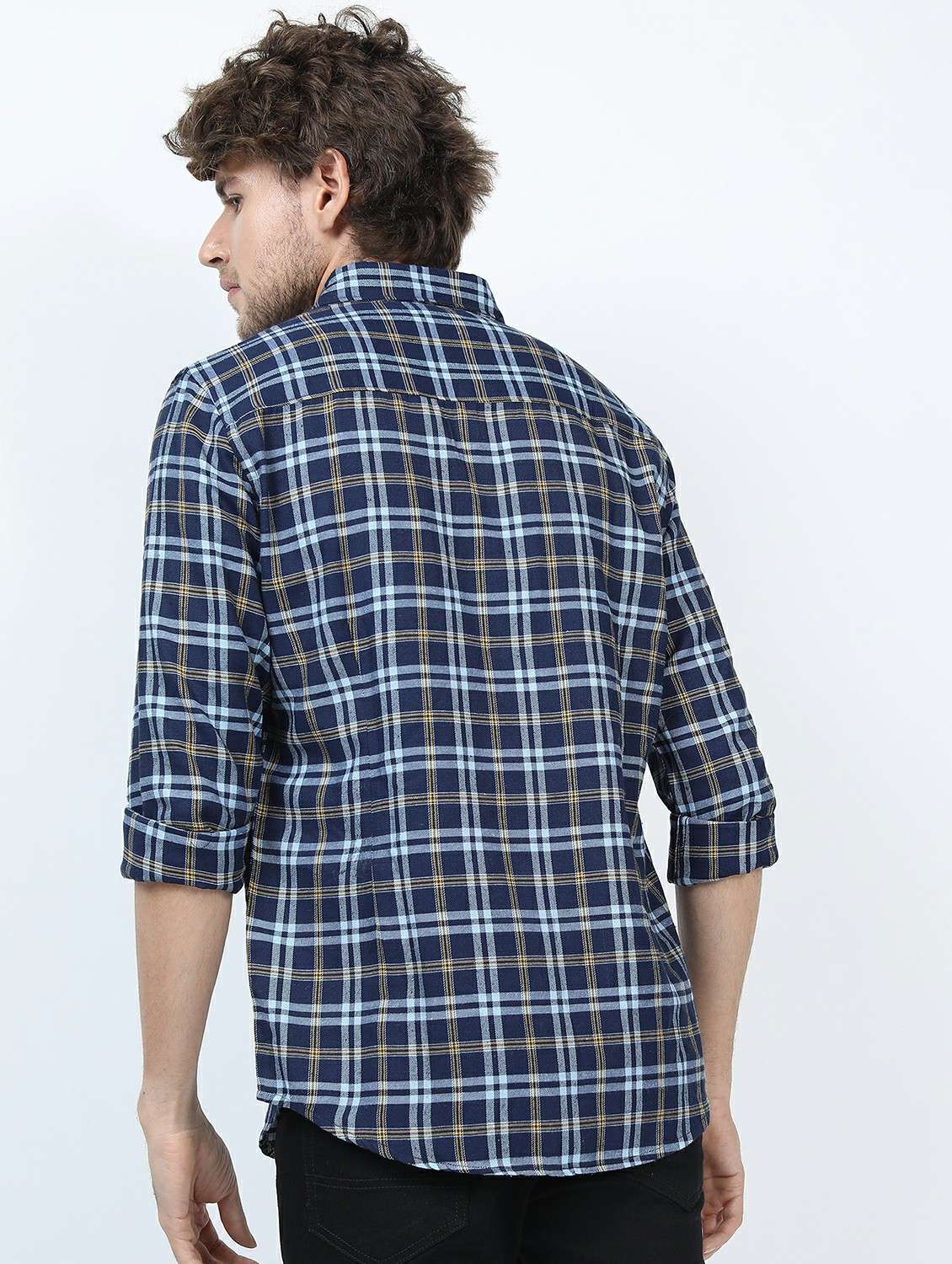 men collared long sleeves casual shirt - 21487362 -  Standard Image - 3