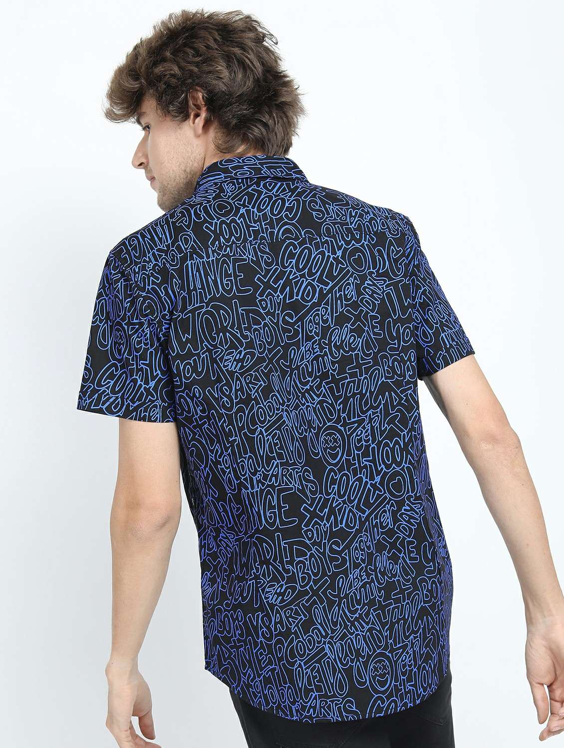 men short sleeved printed casual shirt - 21487408 -  Standard Image - 3