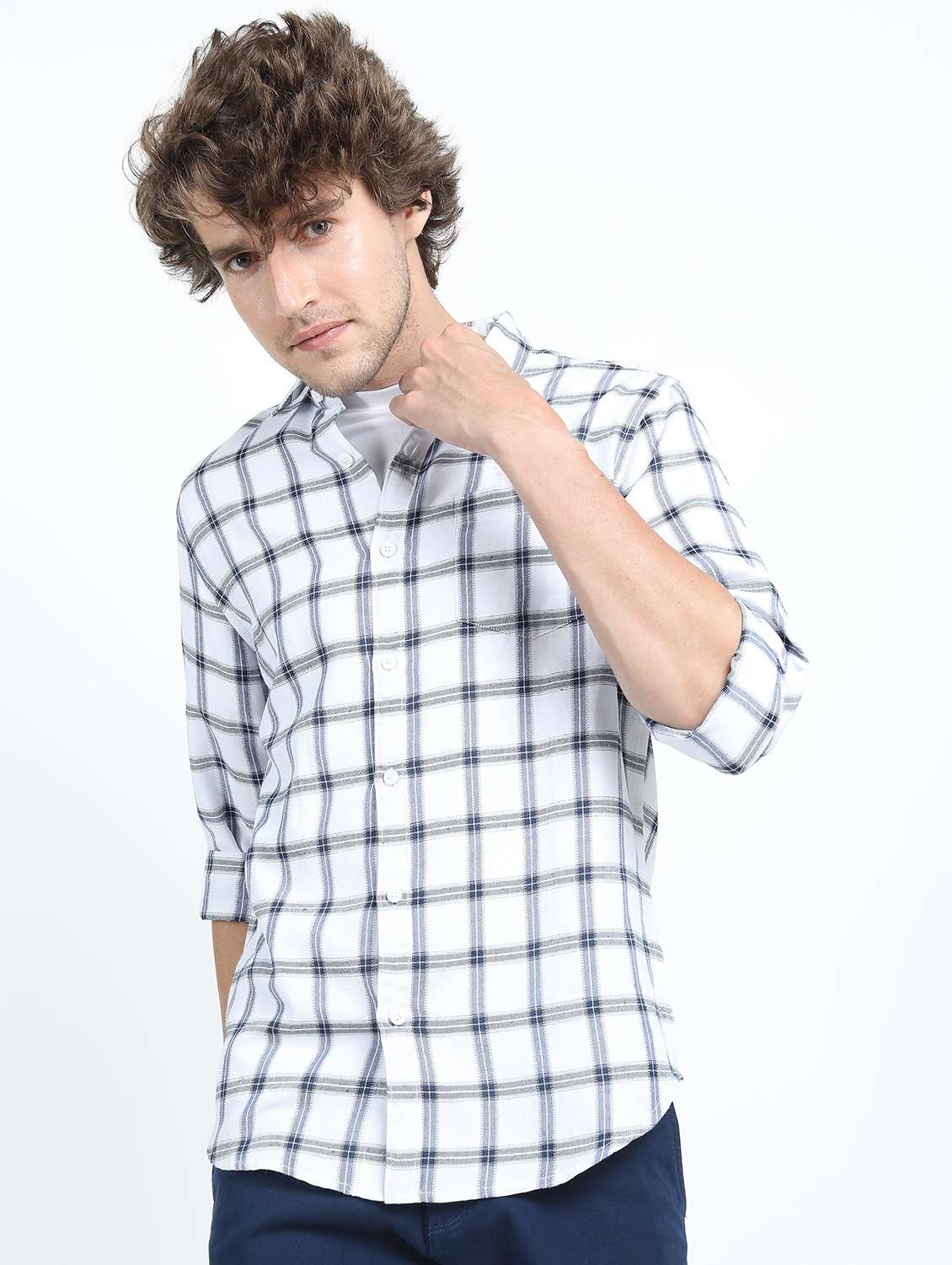 men long sleeved checkered casual shirt - 21487413 -  Zoom Image - 0