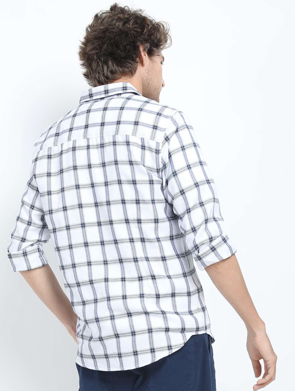 men long sleeved checkered casual shirt - 21487413 -  Standard Image - 3