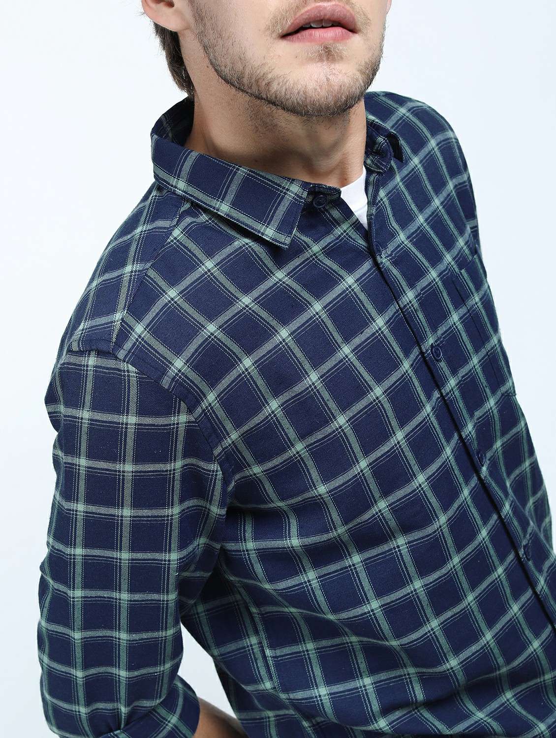 men long sleeved checkered casual shirt - 21487440 -  Standard Image - 5