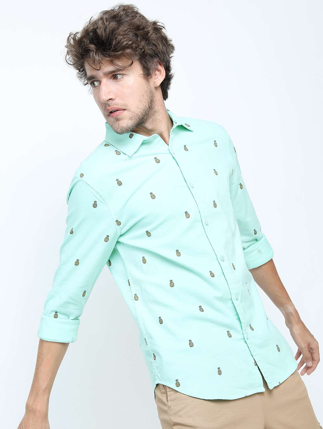 men long sleeved printed casual shirt