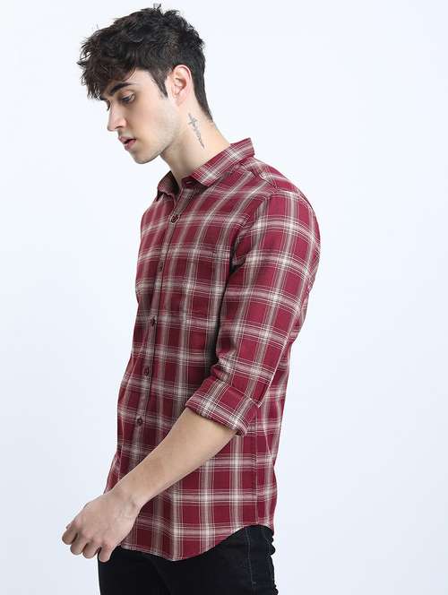 men long sleeved checkered casual shirt - 21487531 -  Standard Image - 0