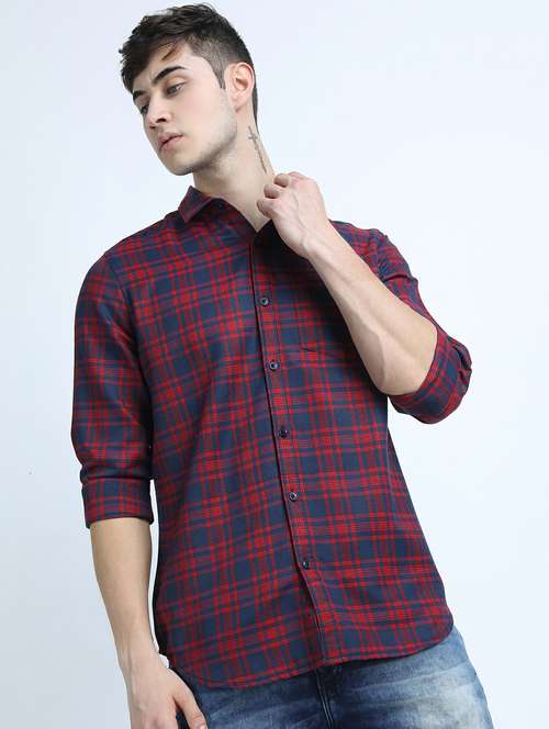 men long sleeved checkered casual shirt - 21487535 -  Standard Image - 0