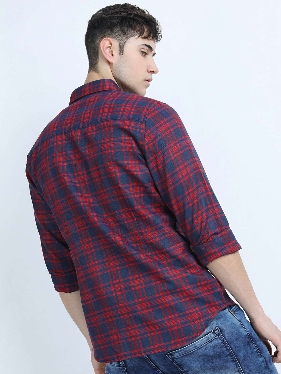men long sleeved checkered casual shirt - 21487535 -  Standard Image - 3