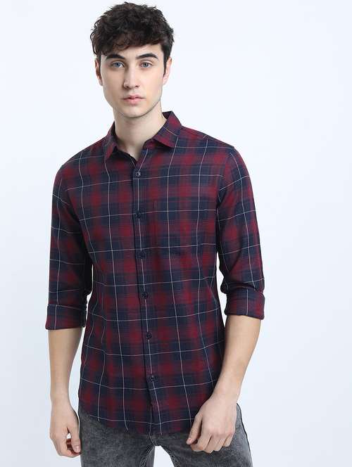 men long sleeved checkered casual shirt - 21487543 -  Standard Image - 0